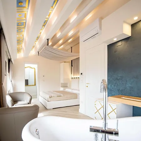 Opera Arte Conero Riviera 4*