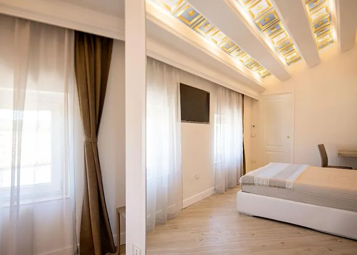 Opera Arte Conero Riviera 4*